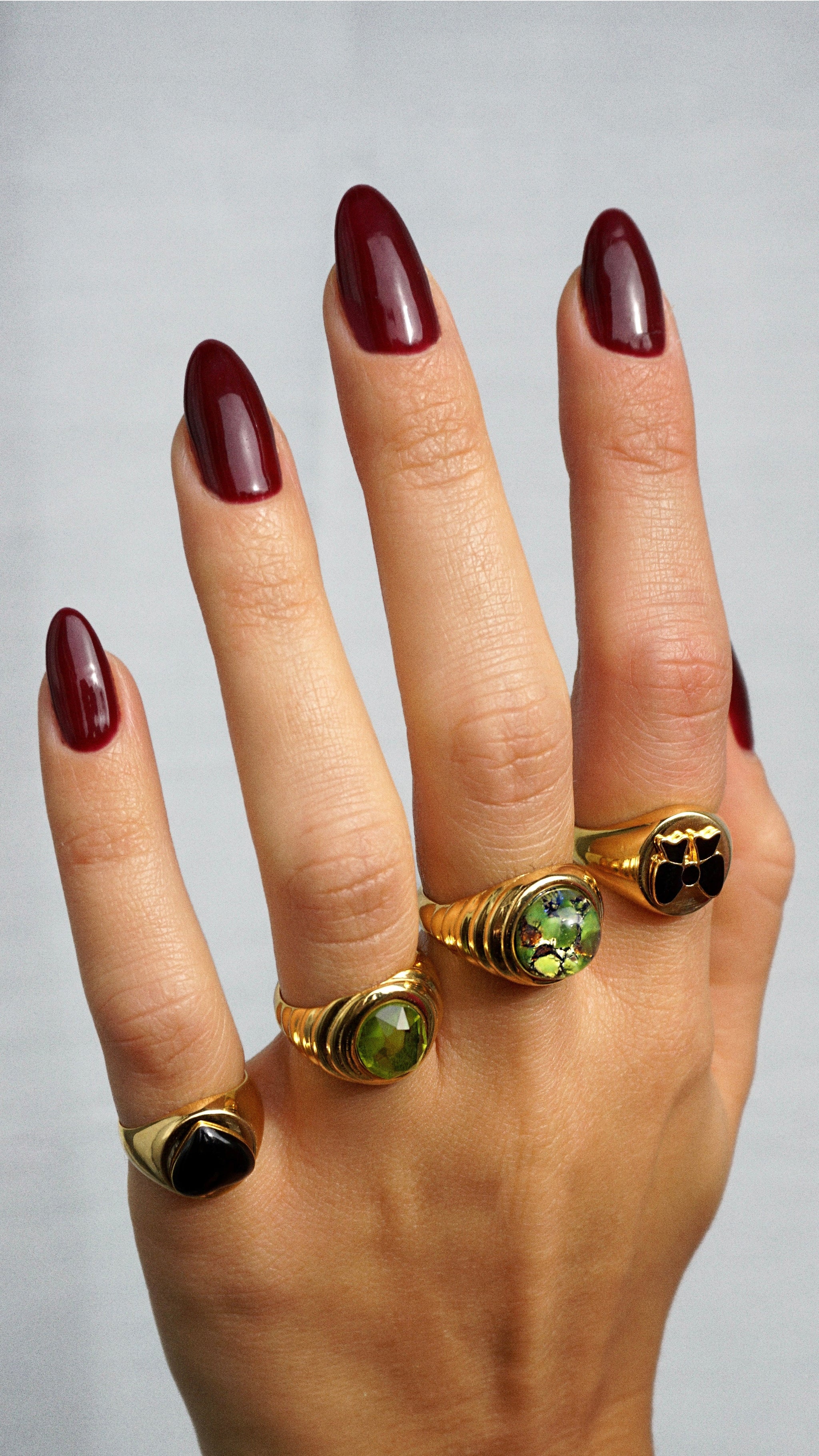 Elegant Burgundy Nail Trends 2025