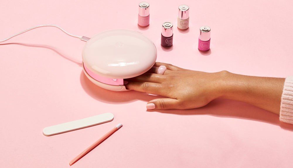 How To Apply Gel Polish With Our Maxi Gel Manicure Set - Le Mini Macaron