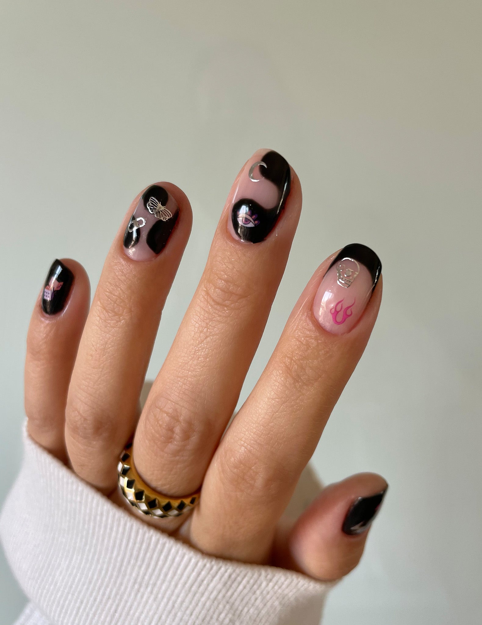 Gothic Girl - Mini Nail Stickers