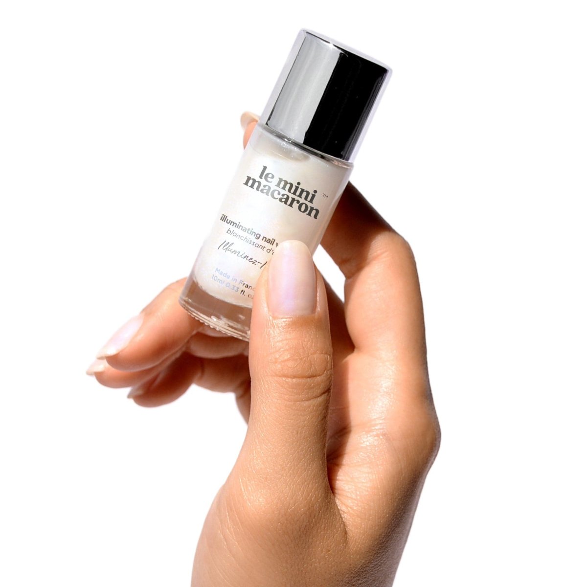 Illuminez - Moi! Illuminating Nail Whitener - Nail & Hand Care