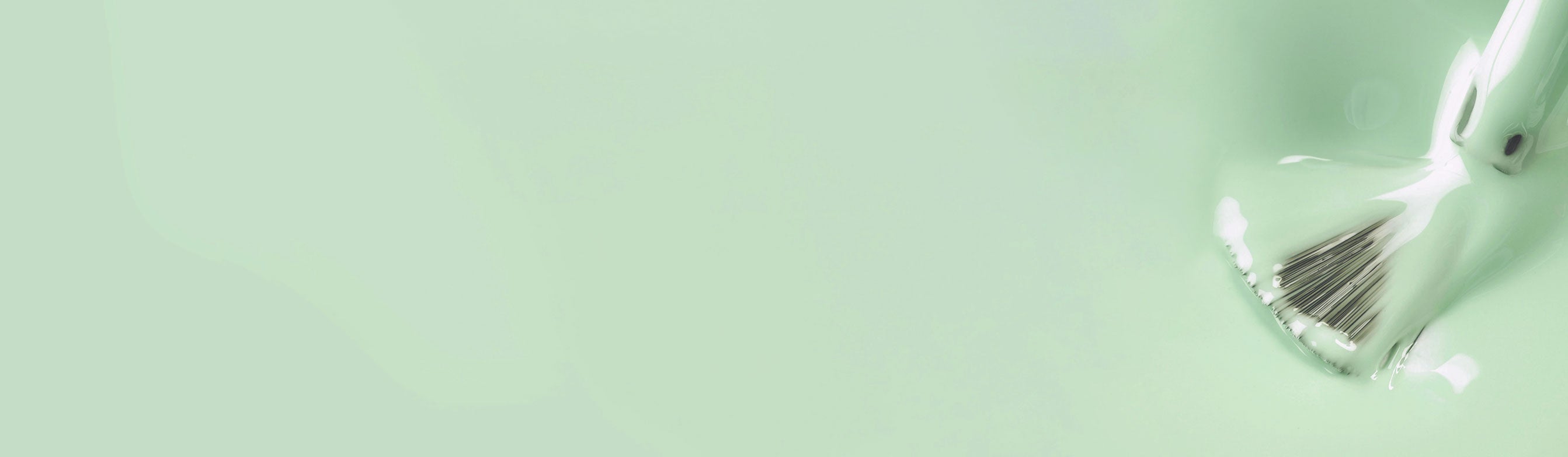 Green Gel Polish - Le Mini Macaron