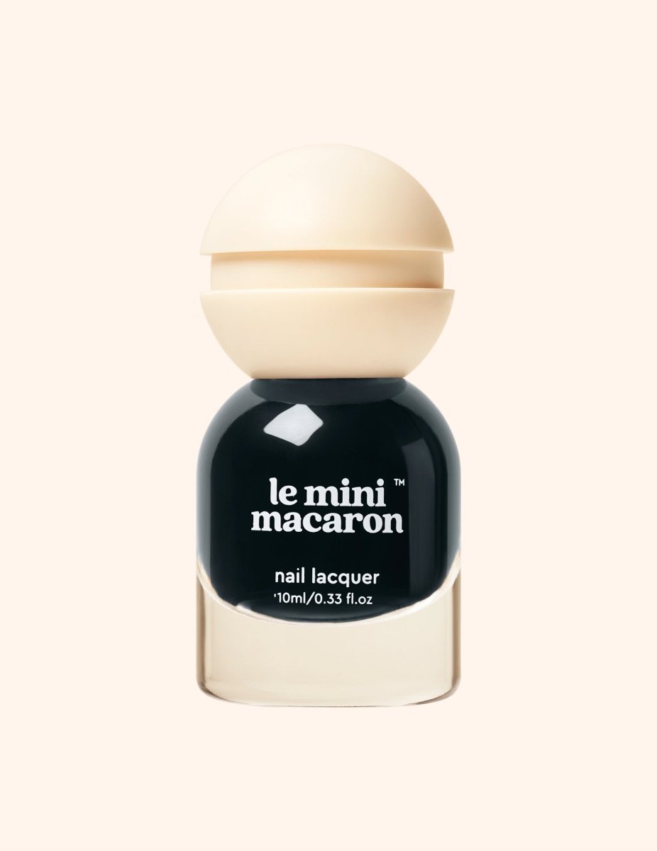 Licorice - Quick Dry Nail Polish - Le Mini Macaron